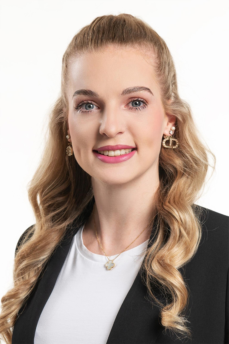 Sina_Dau_Portrait Sina Dau